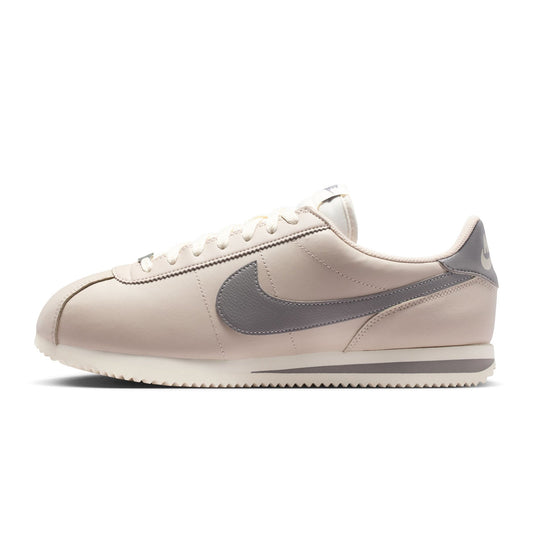 Nike Mens Cortez Leather Sneakers